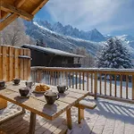 Spring Skiing Mont-blanc View Cozy