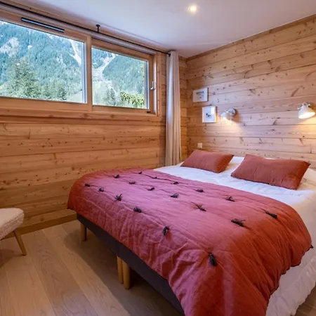 Sublime Semi Detached Facing The Mont Blanc Chalet